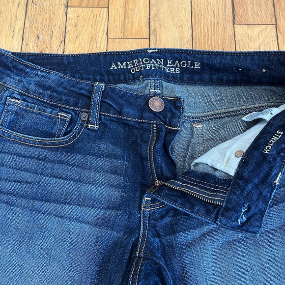 AMERICAN EAGLE leather braided hip, distressed hem stretch shorts. Size 8. EUC. - Picture 6 of 11